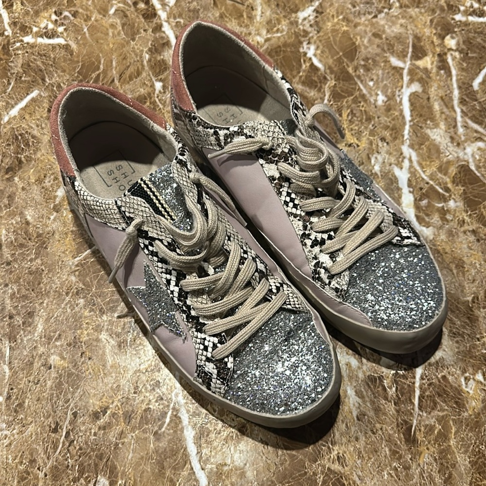 Shu Shop -Paula sparkly